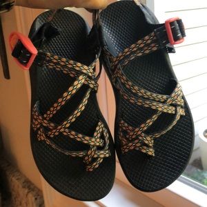 Chacos, like new!
